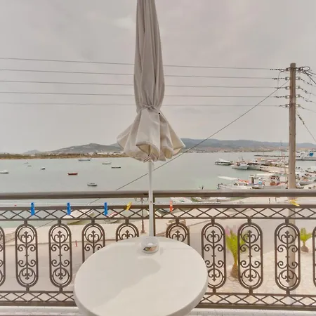 Paris Apartment Antiparos