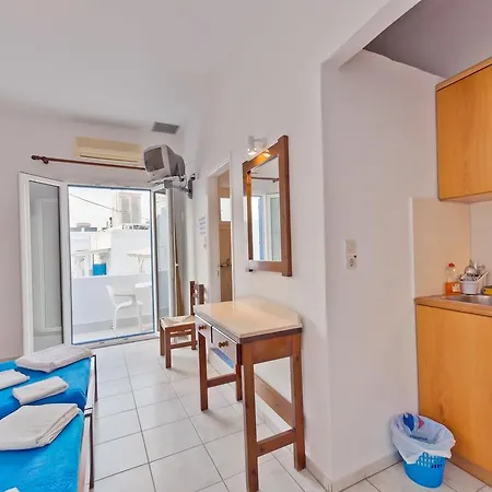 Apartment Paris Antiparos